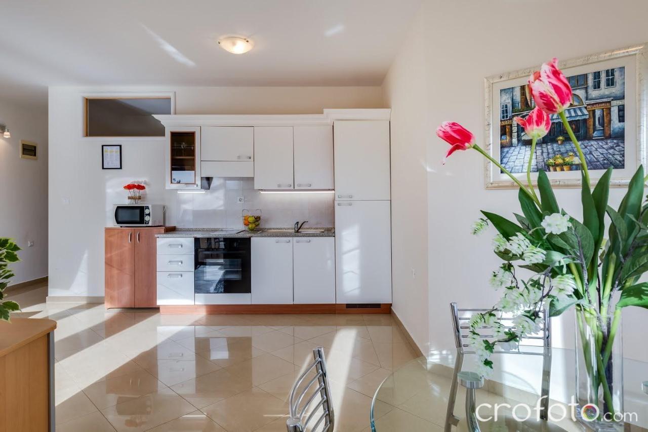 Apartmani Niko Kožino المظهر الخارجي الصورة